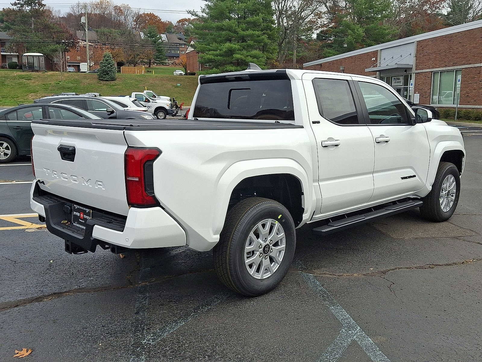 Thumbnail: 2025 Toyota Tacoma - 12