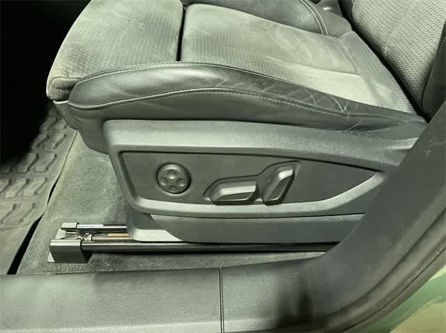 2022 Audi SQ5 Premium 22