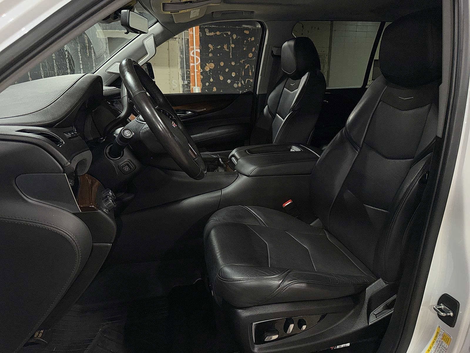 Thumbnail: 2020 Cadillac Escalade - 15