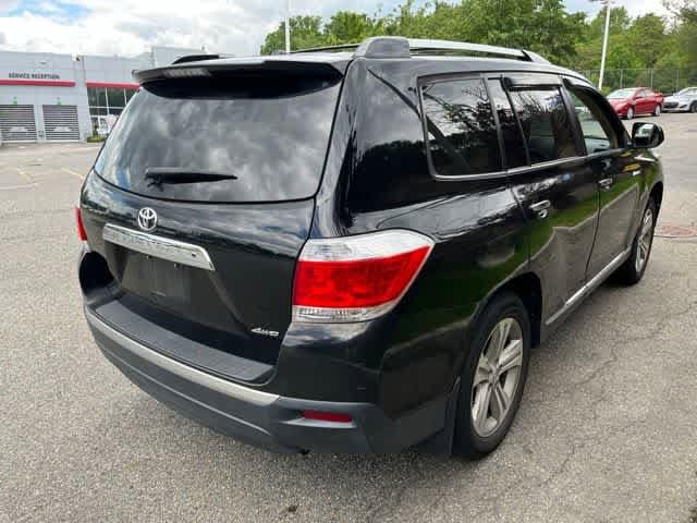 Thumbnail: 2013 Toyota Highlander - 4