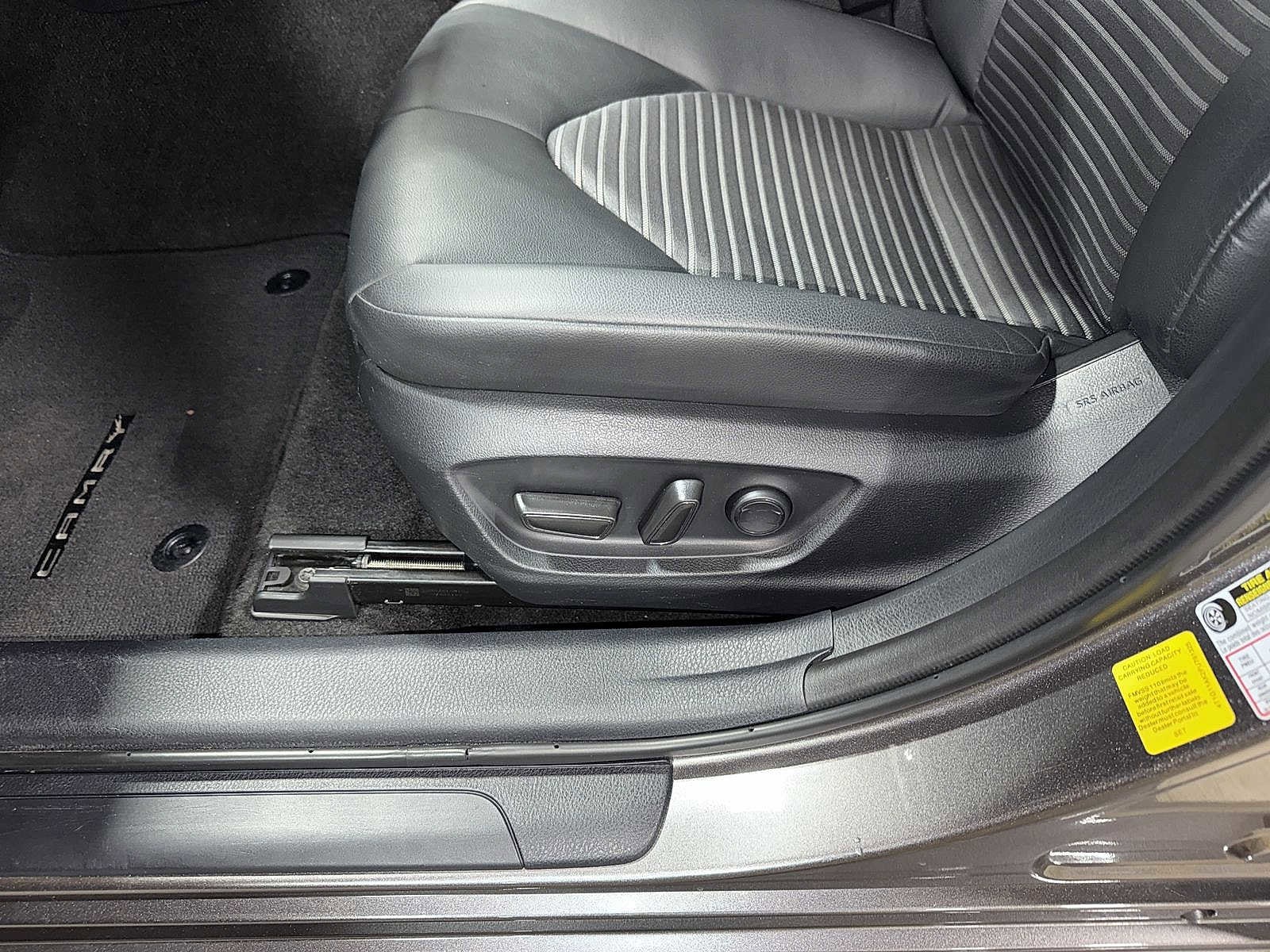 Thumbnail: 2023 Toyota Camry - 23