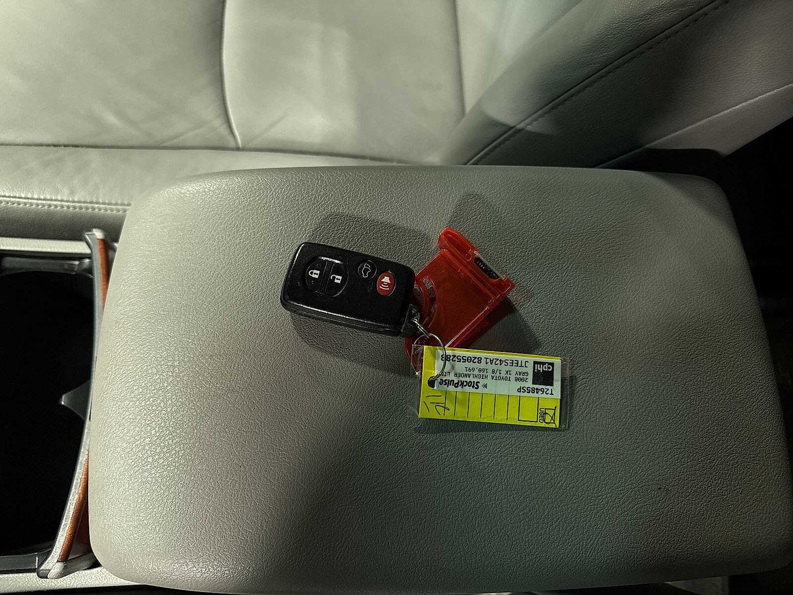 Thumbnail: 2008 Toyota Highlander - 37