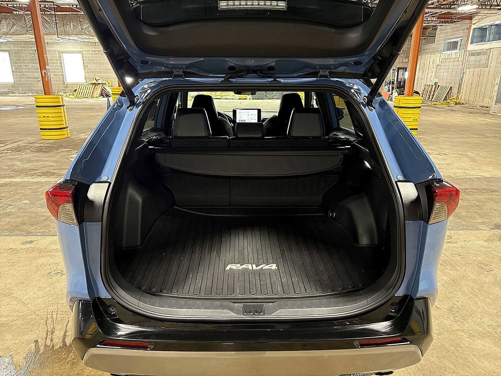 Thumbnail: 2023 Toyota RAV4 - 11