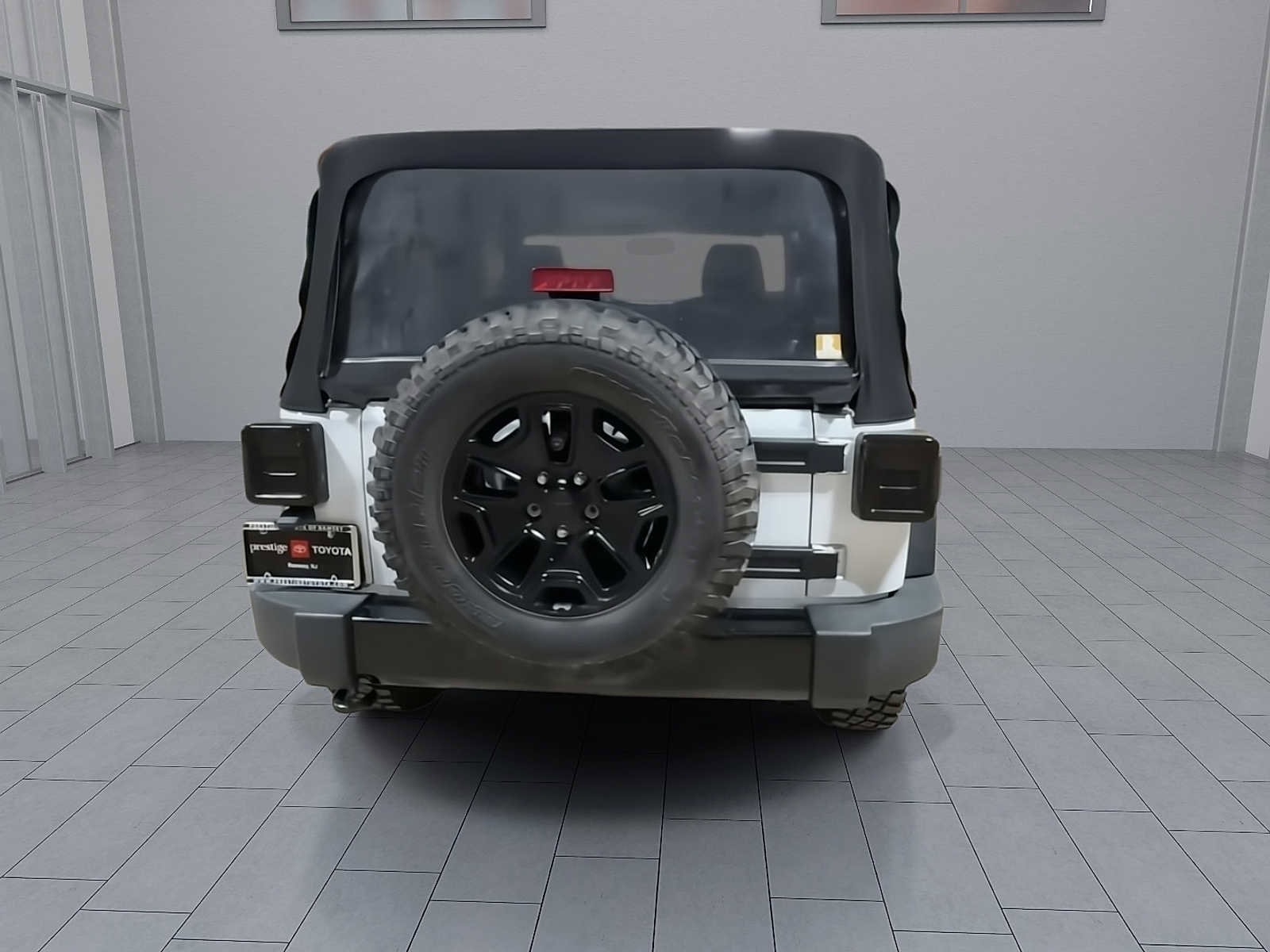Thumbnail: 2014 Jeep Wrangler - 7