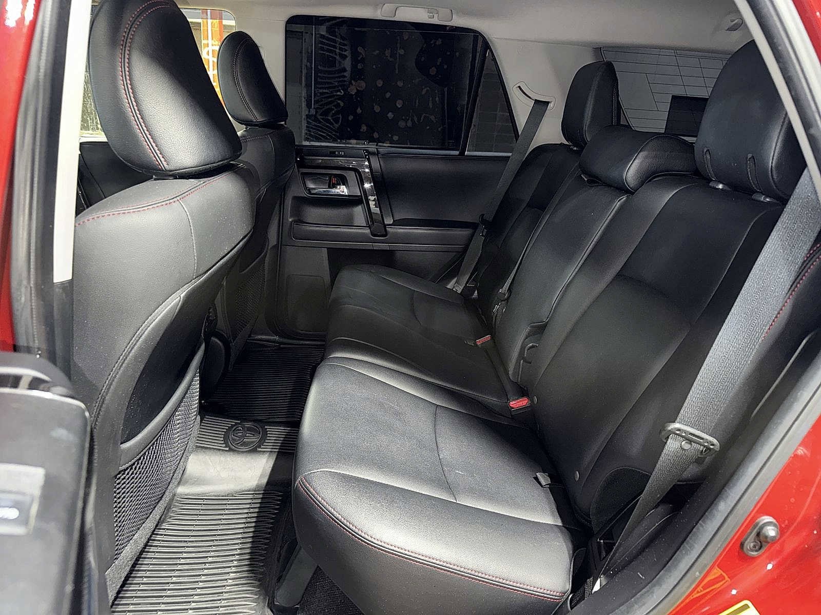 Thumbnail: 2020 Toyota 4Runner - 17