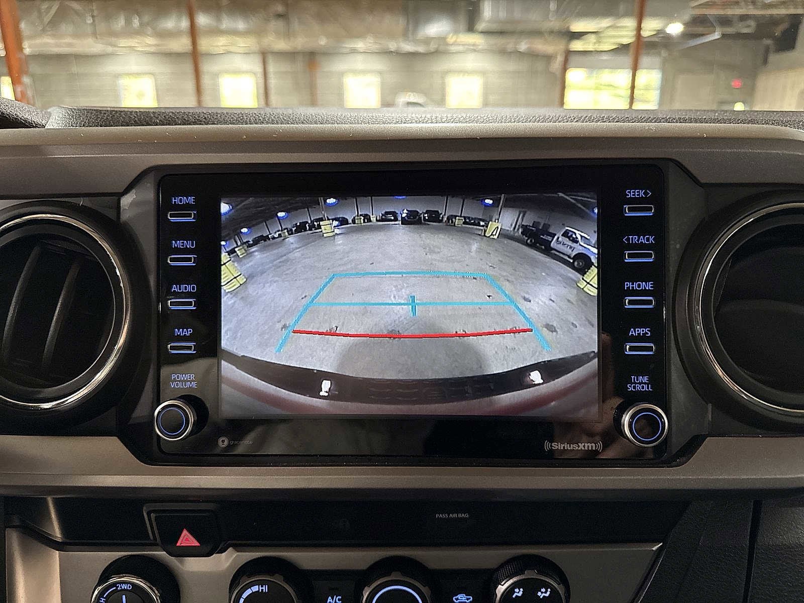 Thumbnail: 2020 Toyota Tacoma - 24