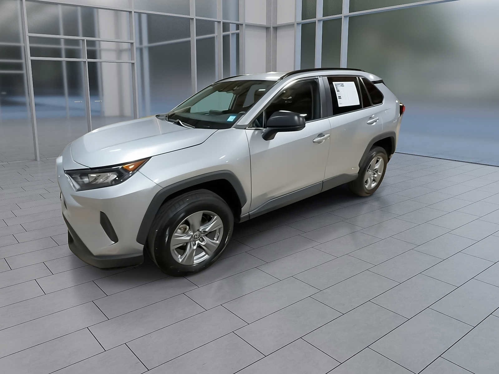 Thumbnail: 2022 Toyota RAV4 - 4