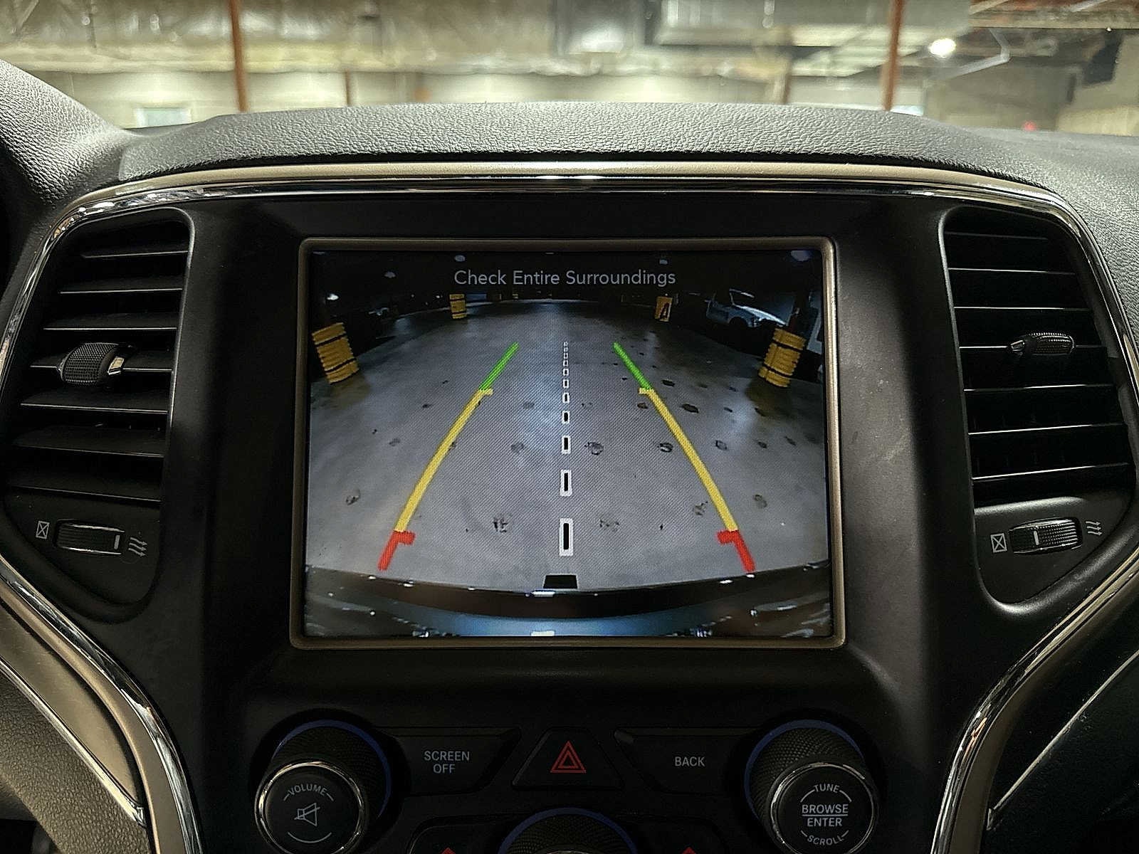 Thumbnail: 2017 Jeep Grand Cherokee - 26