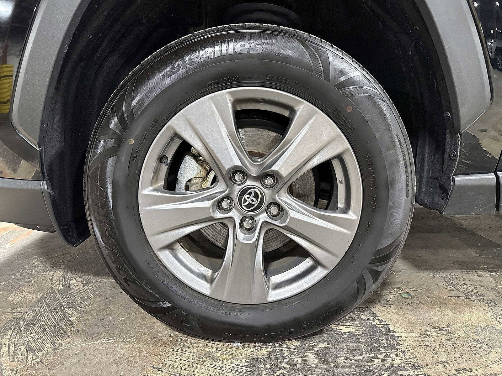 Thumbnail: 2024 Toyota RAV4 - 10