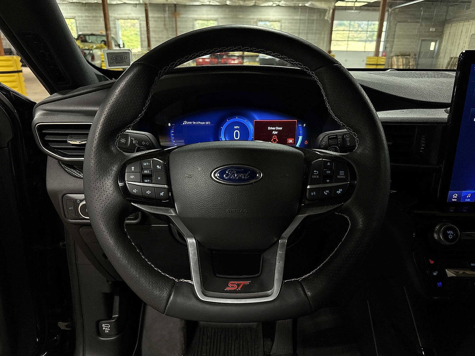 Thumbnail: 2022 Ford Explorer - 19