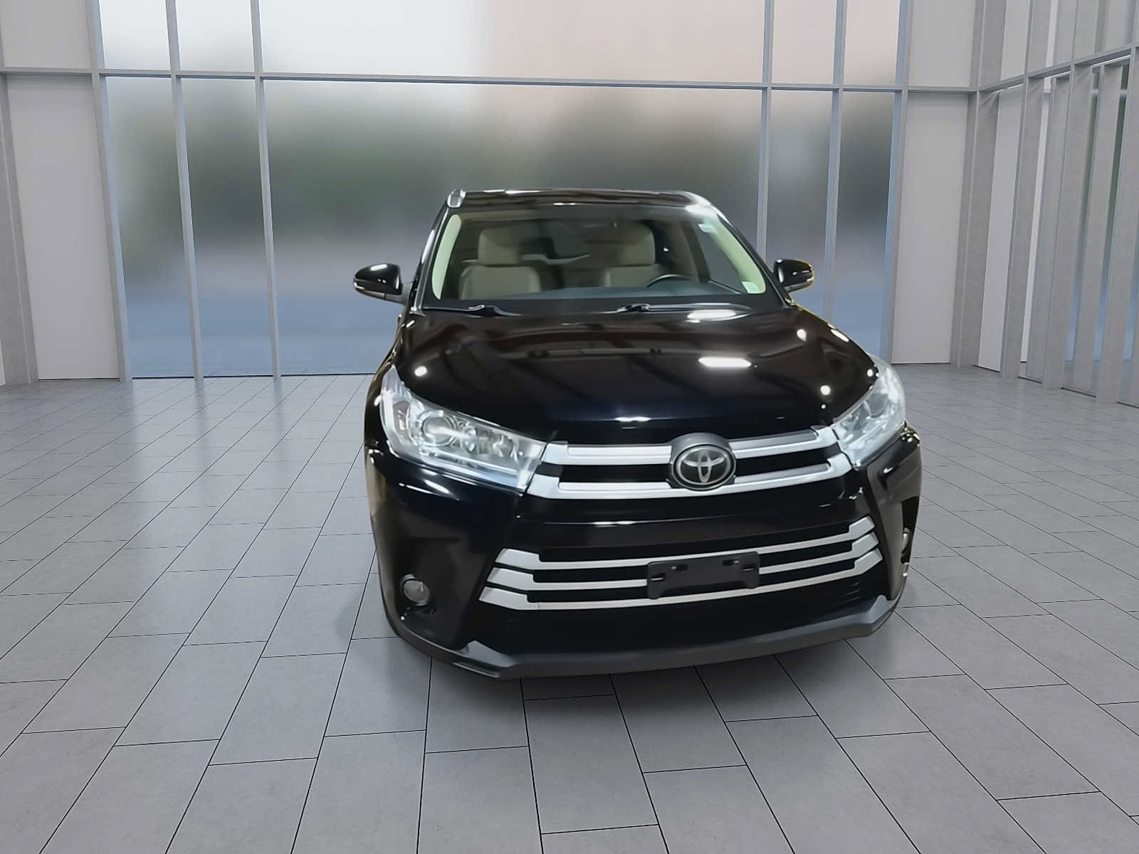 Thumbnail: 2017 Toyota Highlander - 3