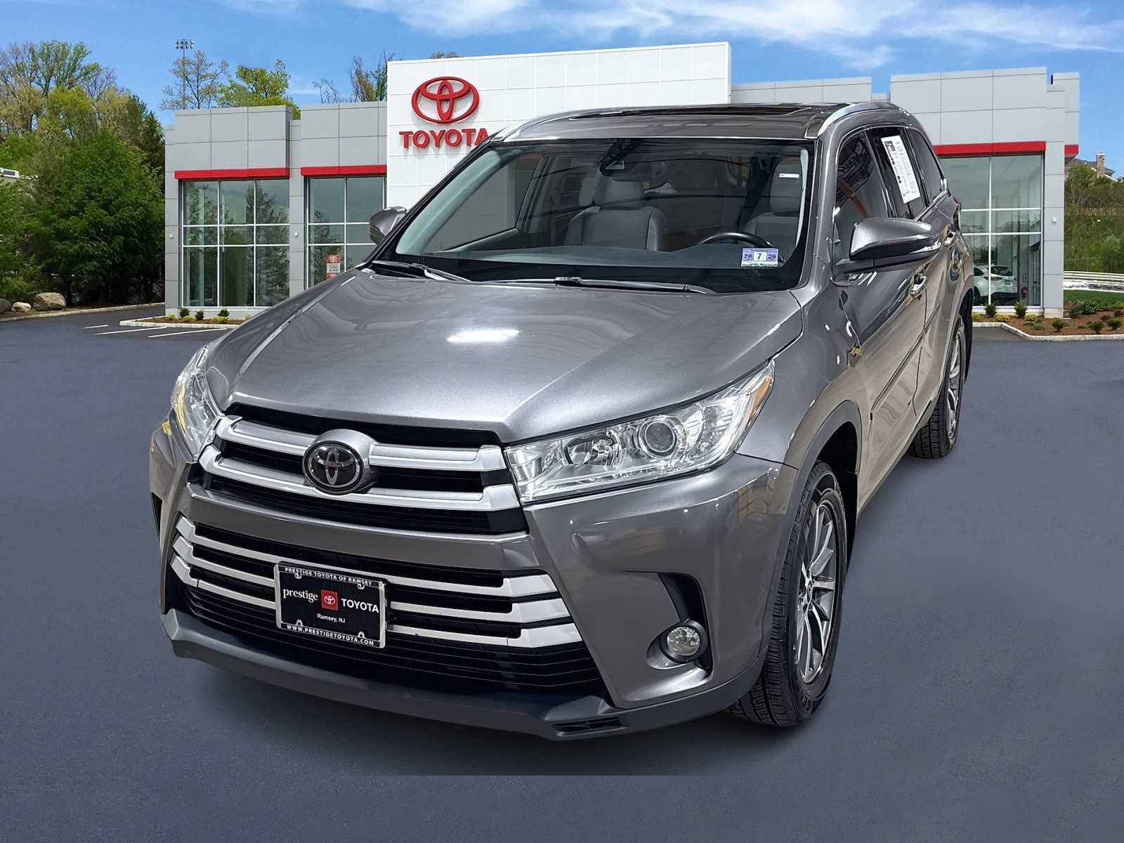 Thumbnail: 2019 Toyota Highlander - 1