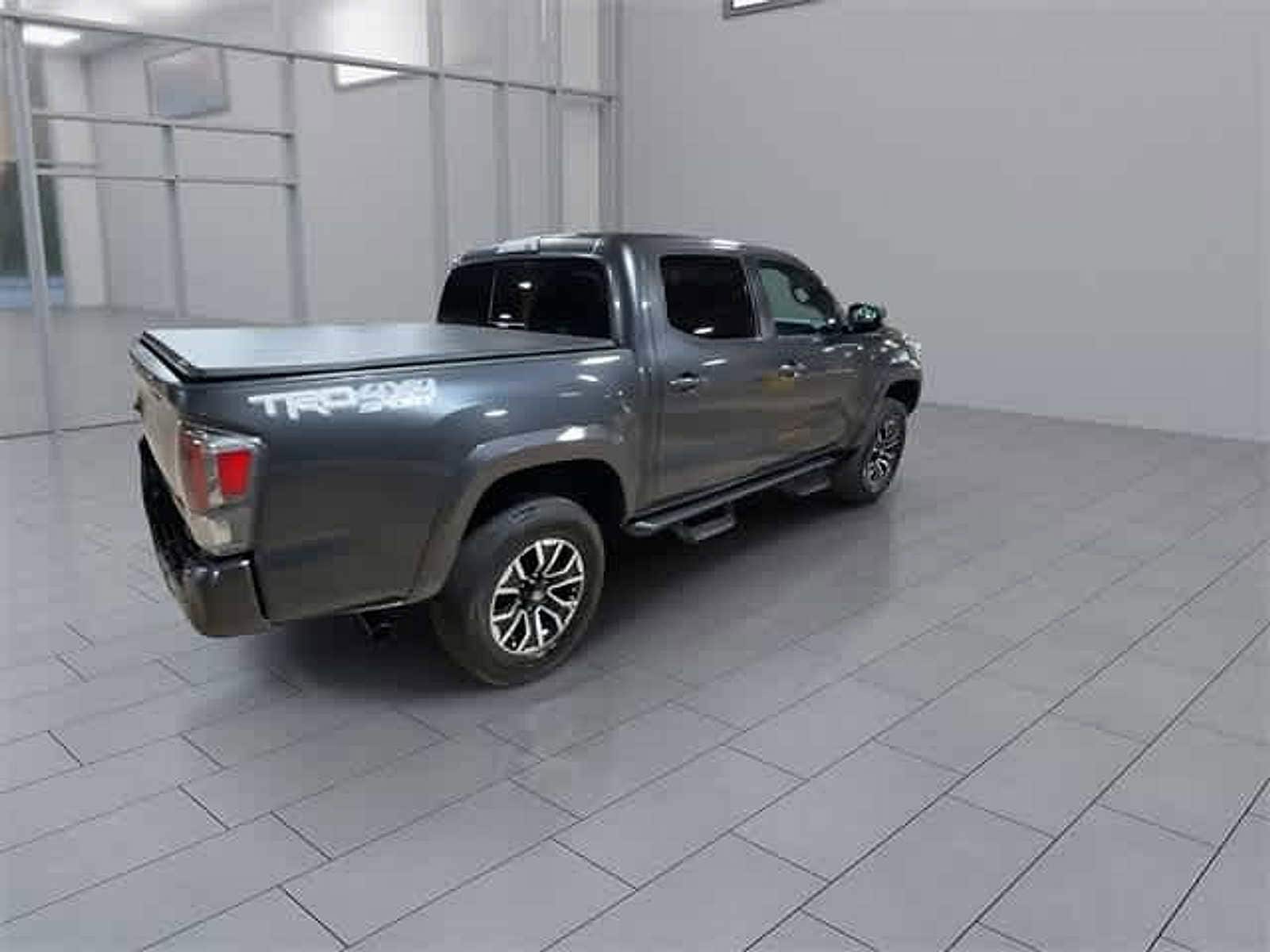 Thumbnail: 2022 Toyota Tacoma - 24