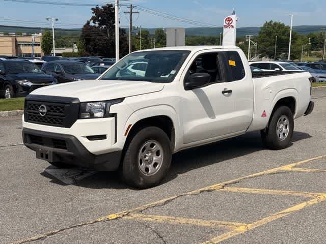 2024 Nissan Frontier's photo