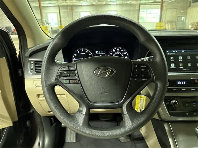 Thumbnail: 2017 Hyundai Sonata - 18