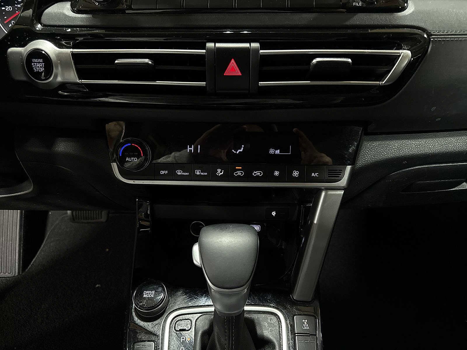 Thumbnail: 2022 Kia Seltos - 22