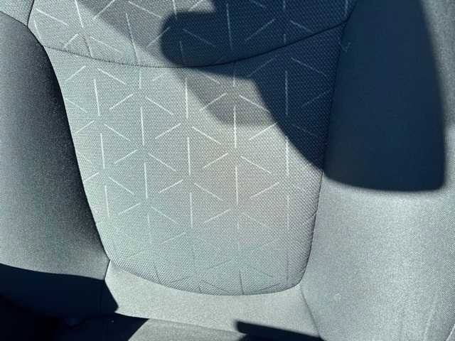 Thumbnail: 2022 Toyota RAV4 - 7