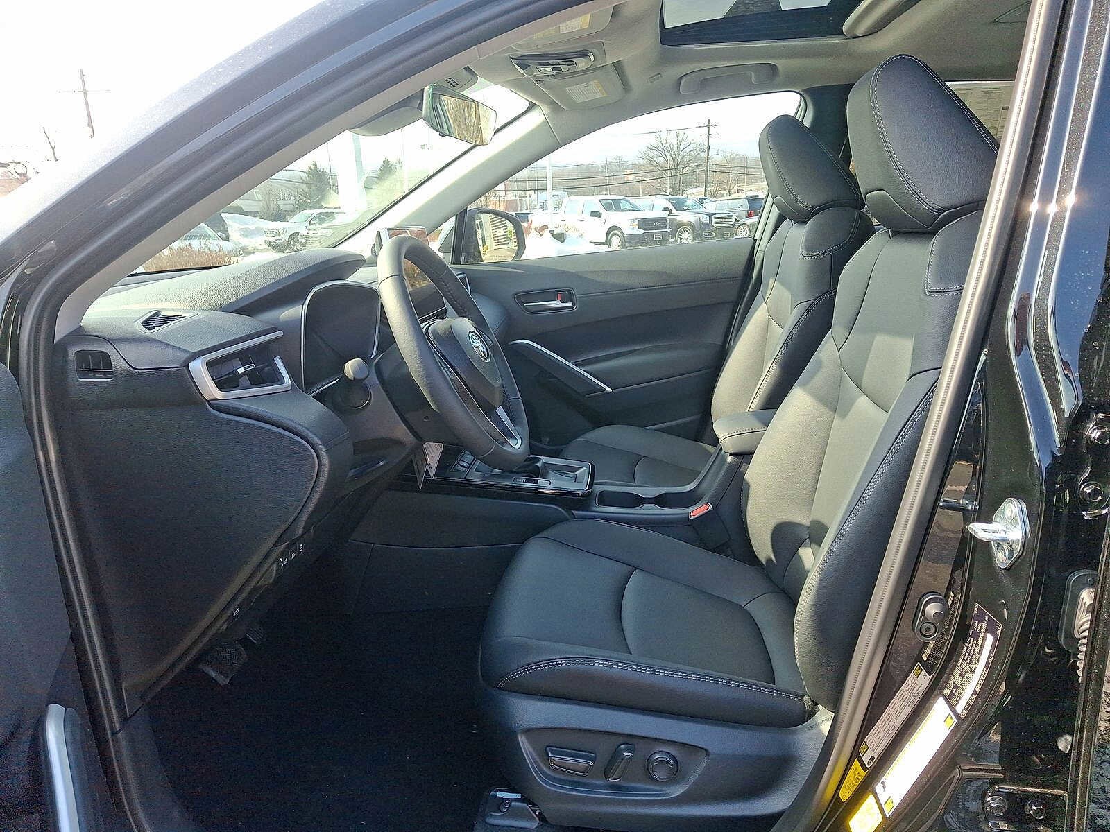 Thumbnail: 2026 Toyota Corolla Cross - 20