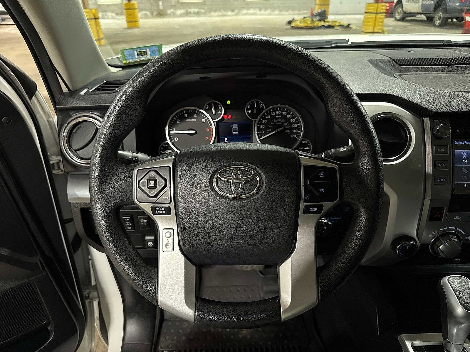 Thumbnail: 2016 Toyota Tundra - 18