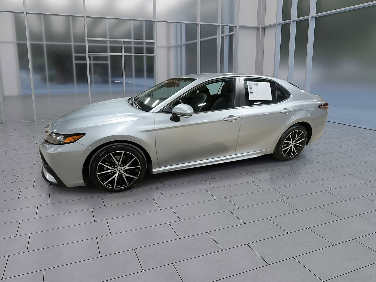 Thumbnail: 2023 Toyota Camry - 4
