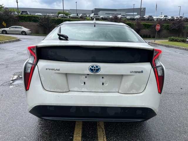 Thumbnail: 2017 Toyota Prius - 5