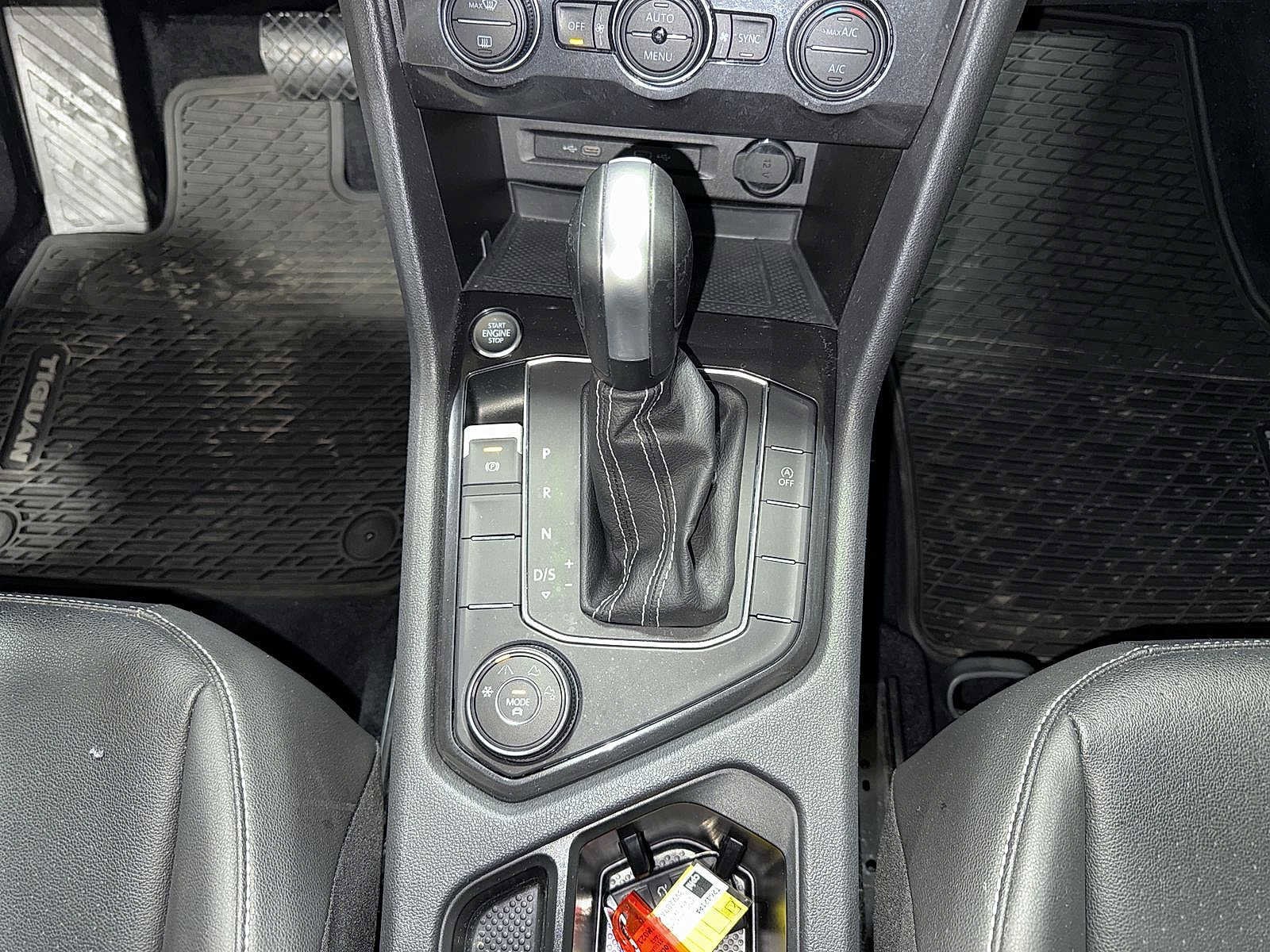 Thumbnail: 2021 Volkswagen Tiguan - 33