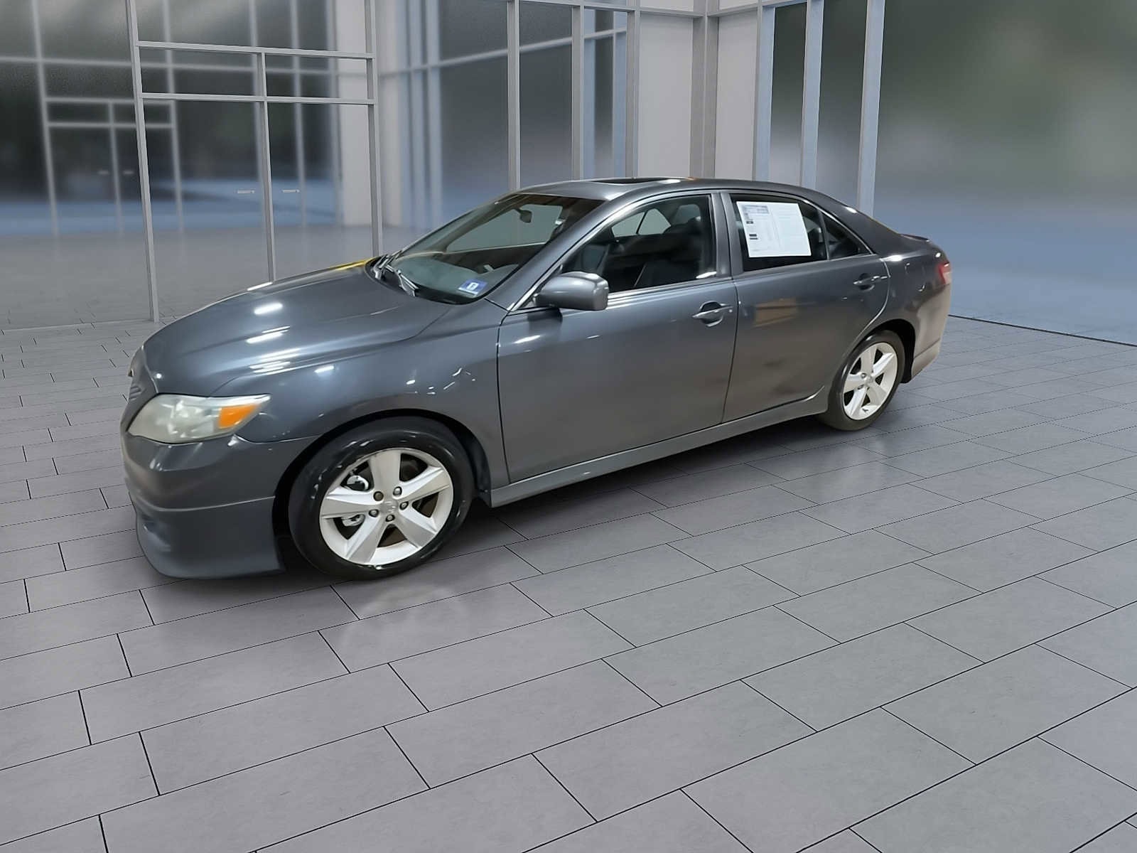 Thumbnail: 2011 Toyota Camry - 4