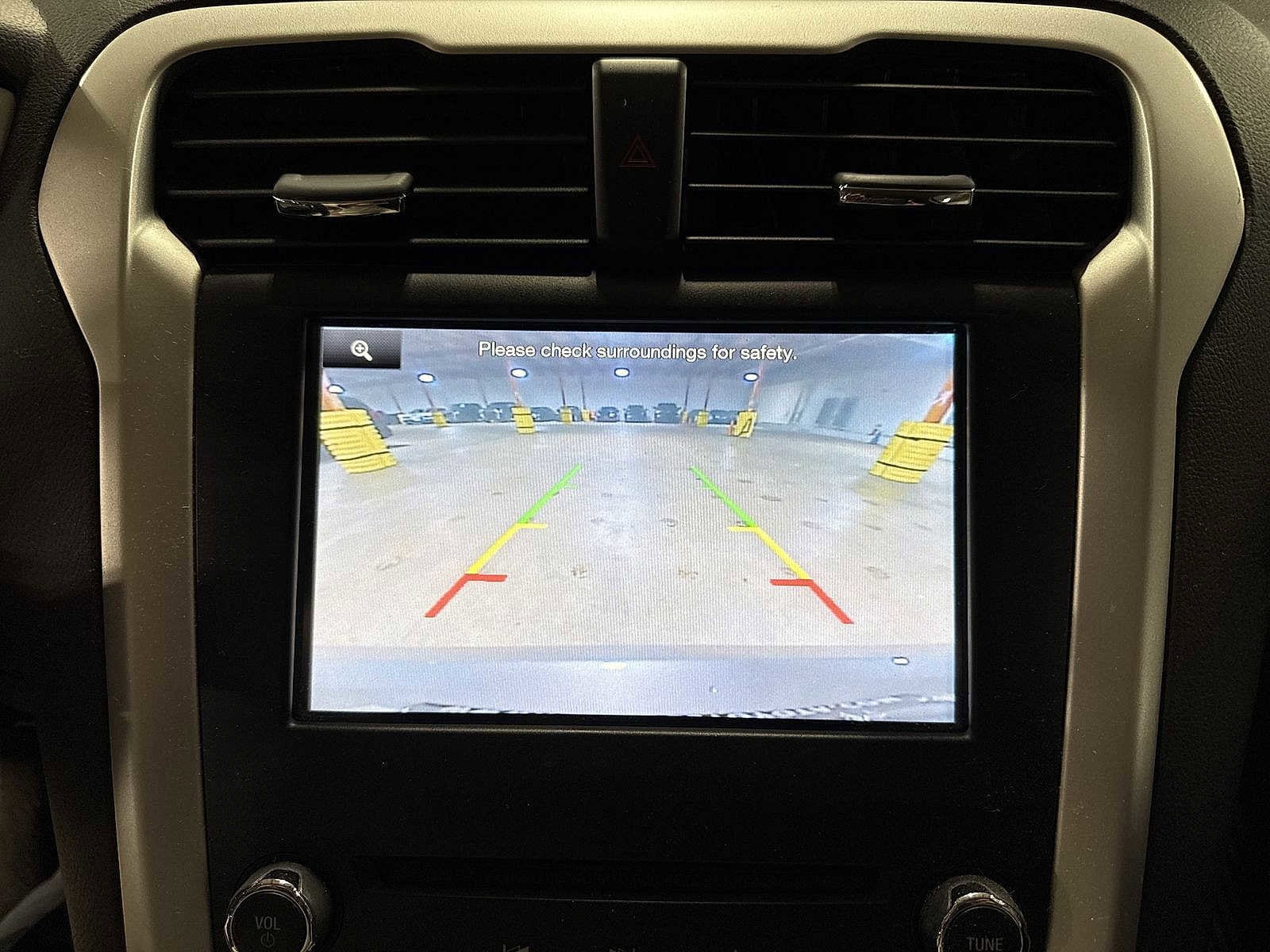 Thumbnail: 2015 Ford Fusion - 23