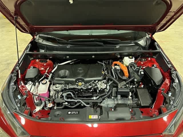 2022 Toyota RAV4 LE 12