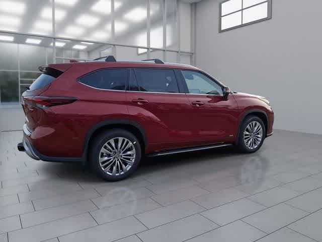 Thumbnail: 2026 Toyota Highlander - 8