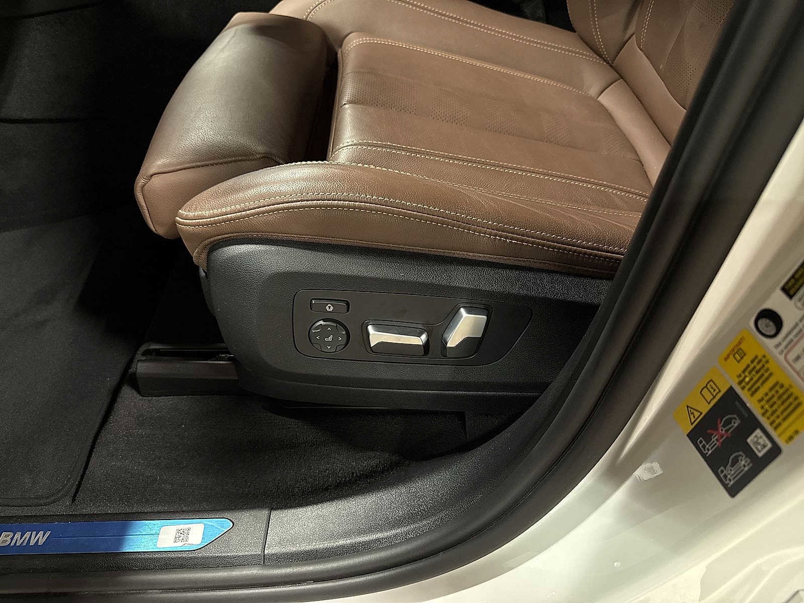 Thumbnail: 2022 BMW X5 - 24