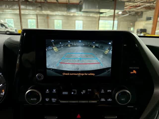 Thumbnail: 2024 Toyota Highlander - 25