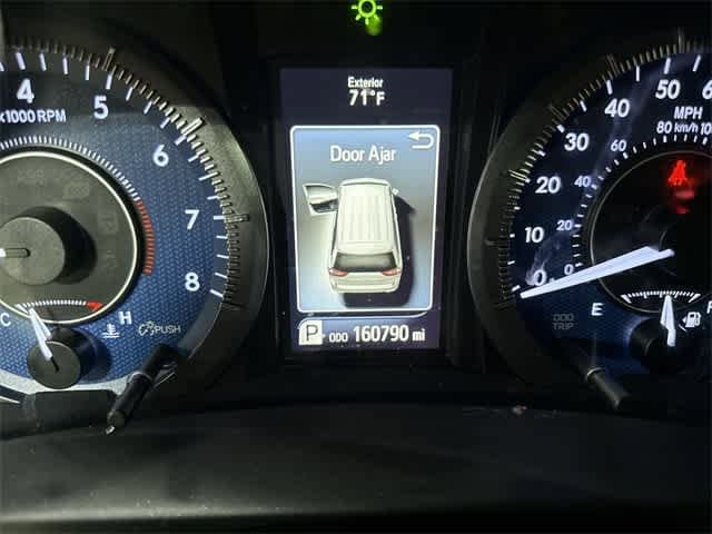 Thumbnail: 2015 Toyota Sienna - 20