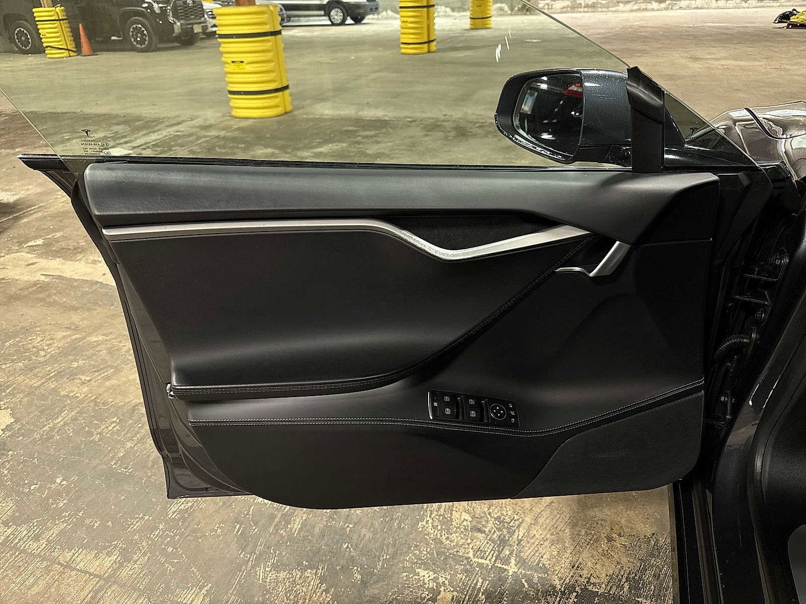 Thumbnail: 2018 Tesla Model S - 30