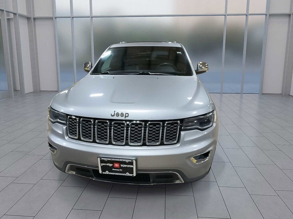 Used 2017 Jeep Grand Cherokee Limited 4x4 SUV