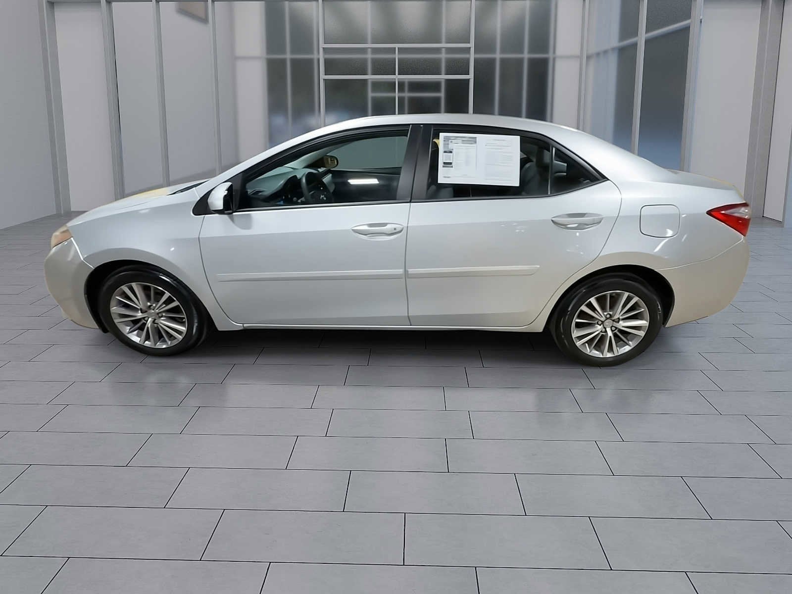 Thumbnail: 2014 Toyota Corolla - 7