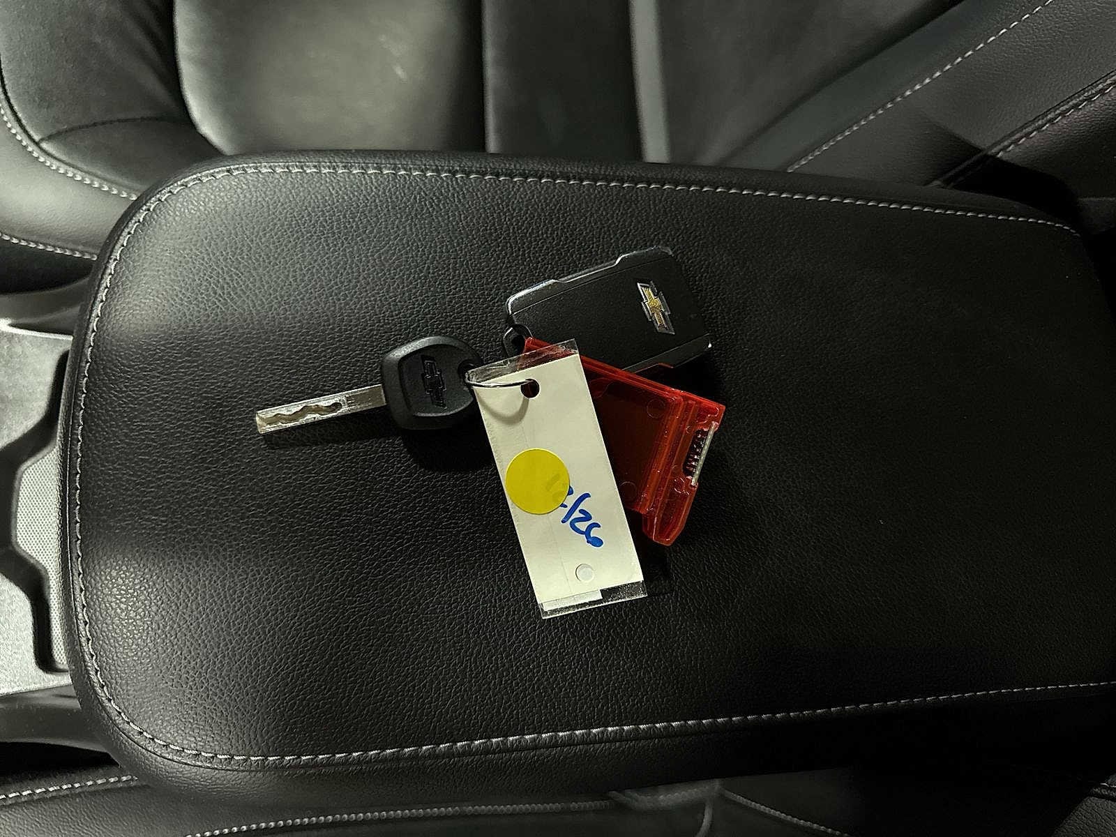 Thumbnail: 2022 Chevrolet Colorado - 35