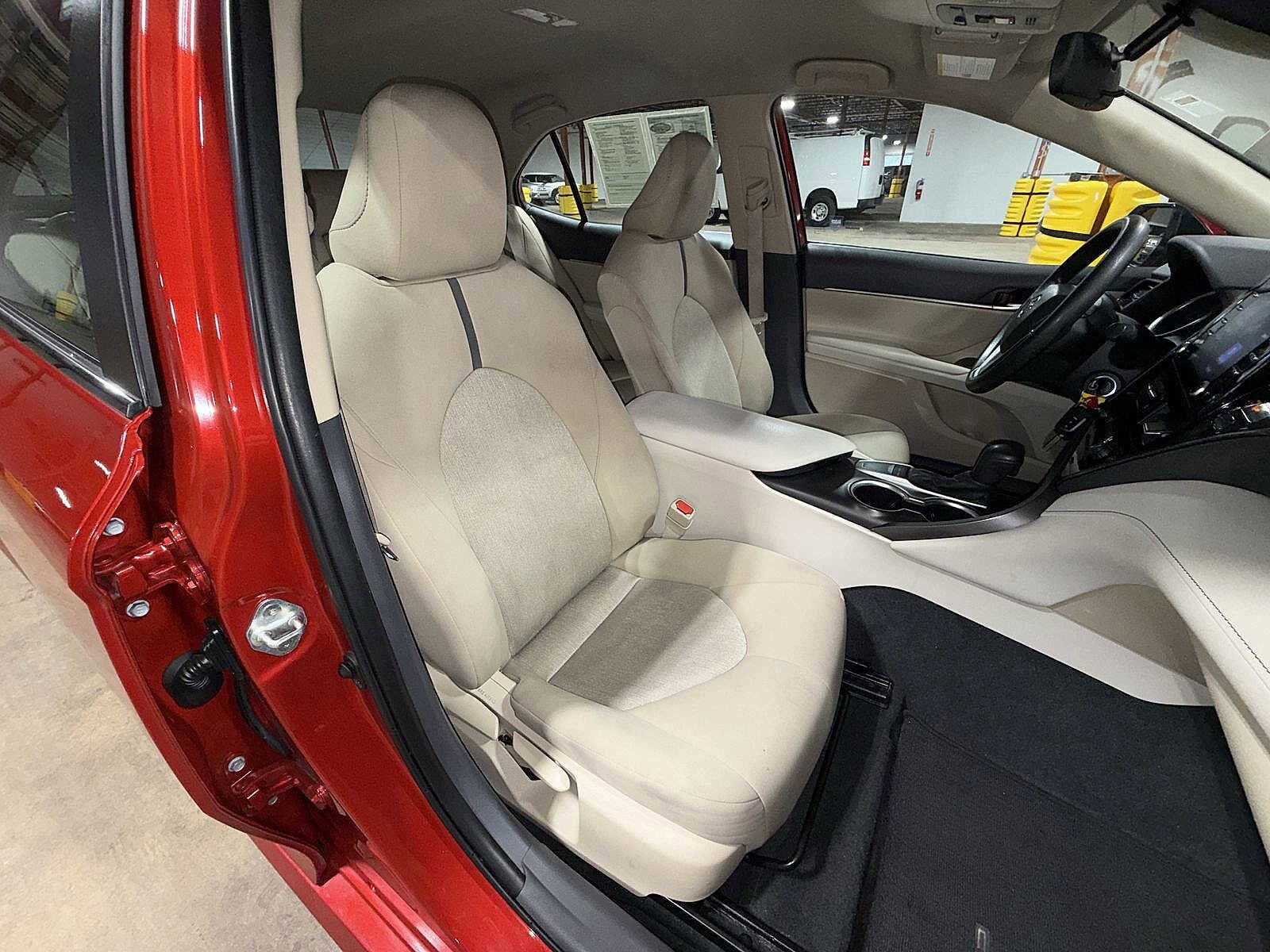 Thumbnail: 2024 Toyota Camry - 16