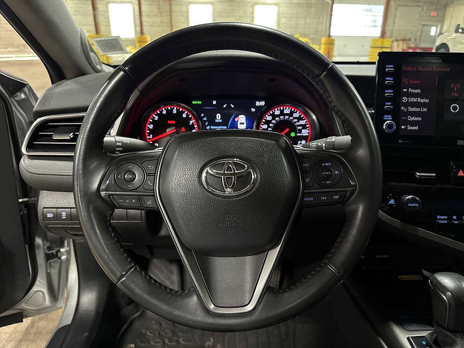 Thumbnail: 2022 Toyota Camry - 18