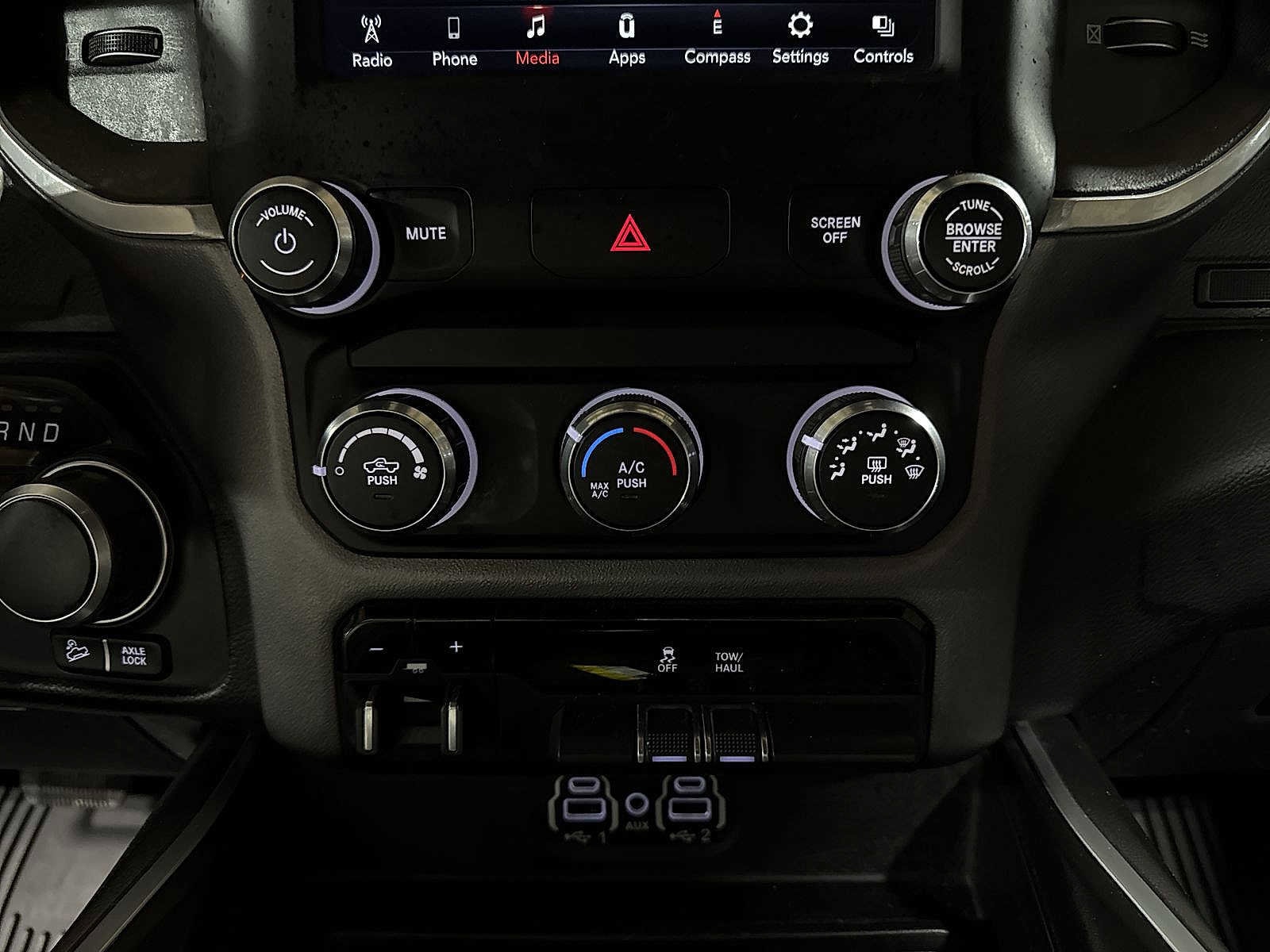 Thumbnail: 2021 RAM 1500 - 21