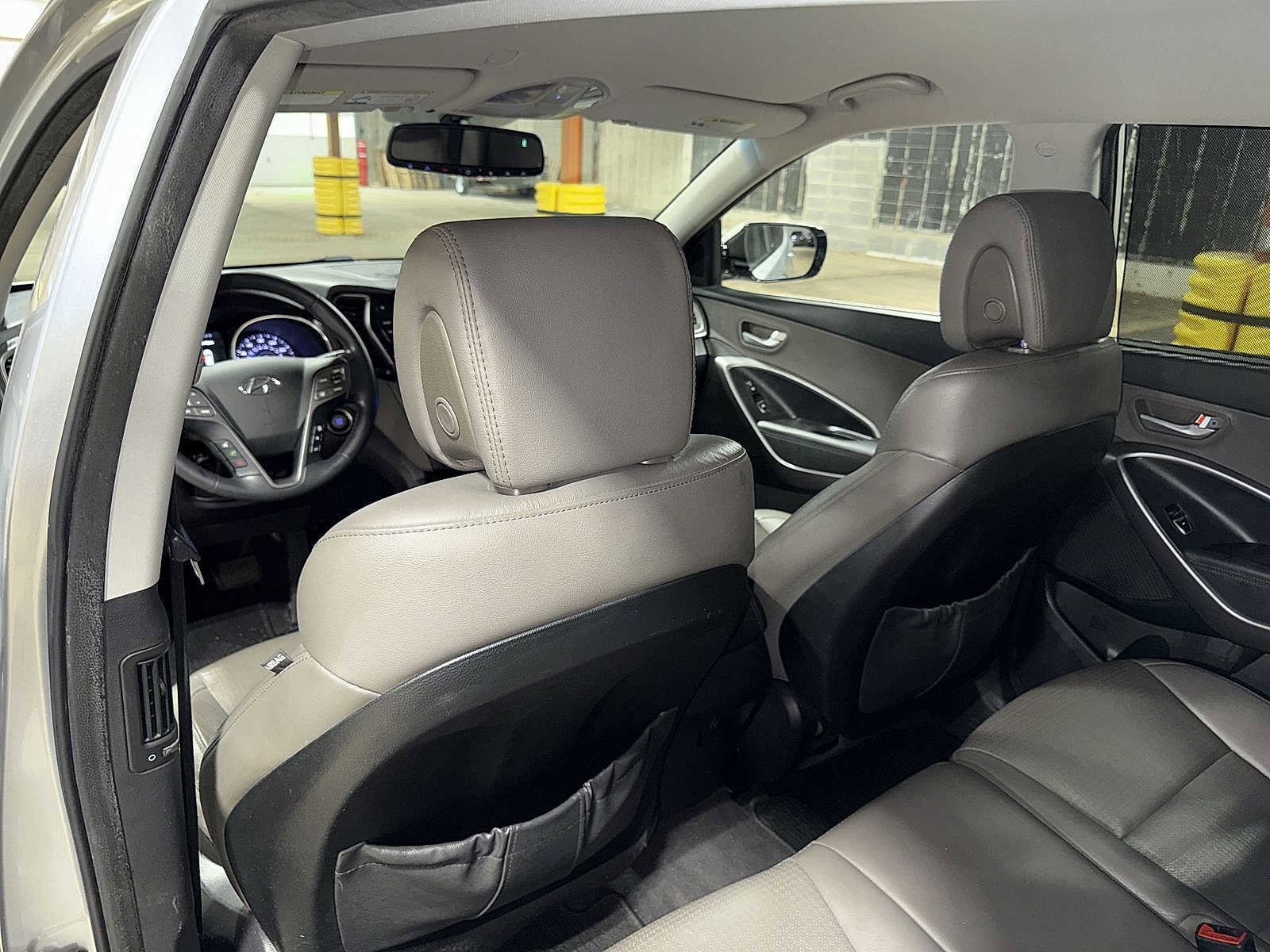 Thumbnail: 2016 Hyundai Santa Fe - 27