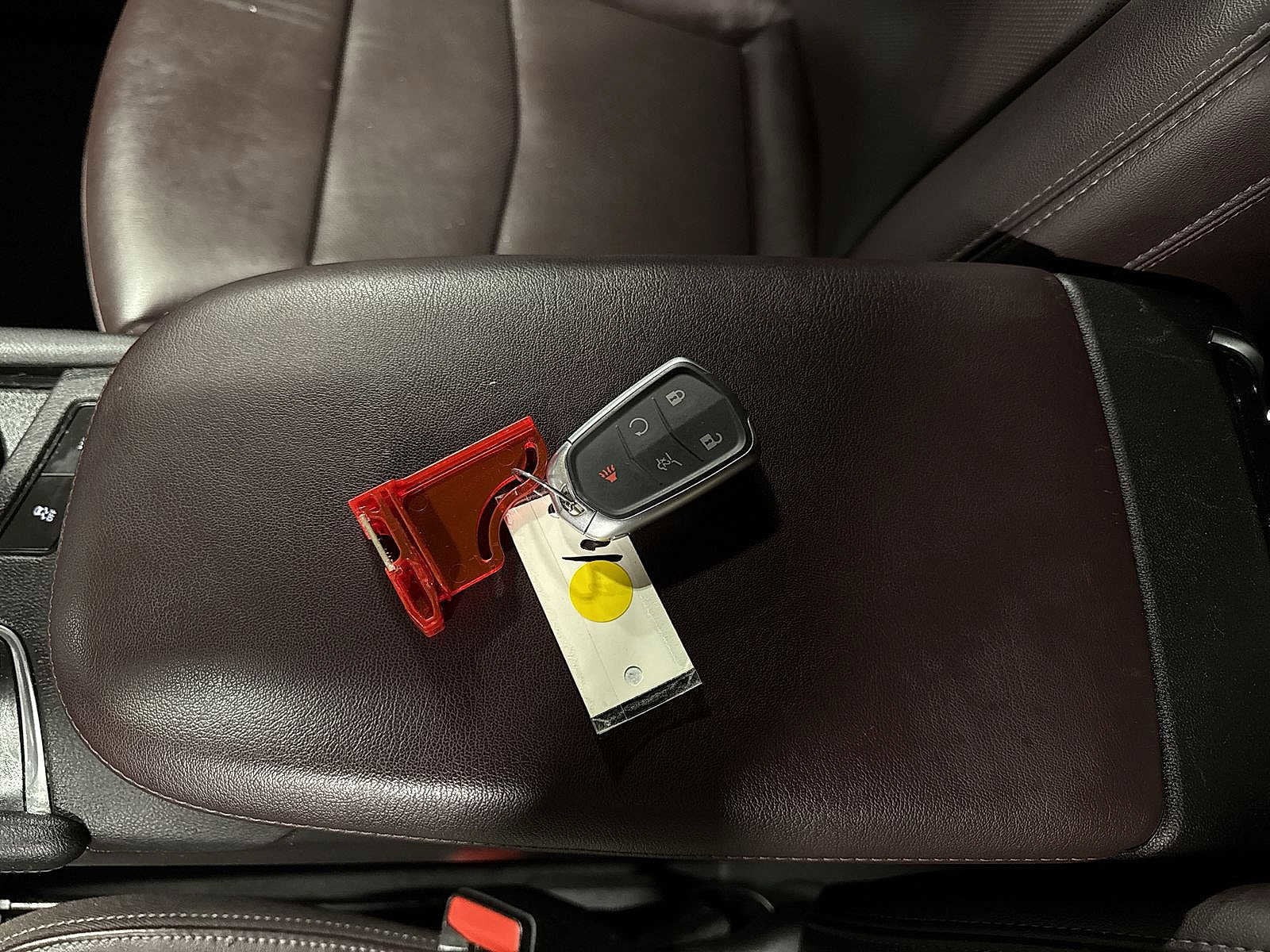 Thumbnail: 2021 Cadillac XT6 - 38