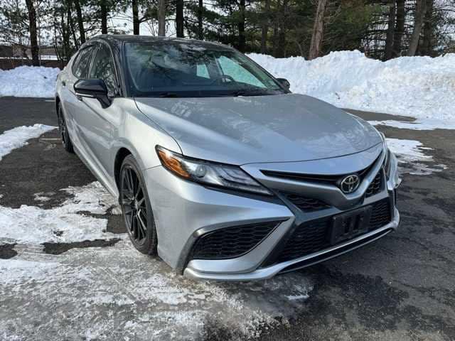 Thumbnail: 2022 Toyota Camry - 3