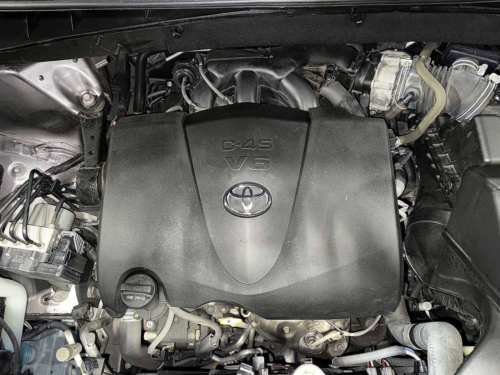 Thumbnail: 2019 Toyota Highlander - 12