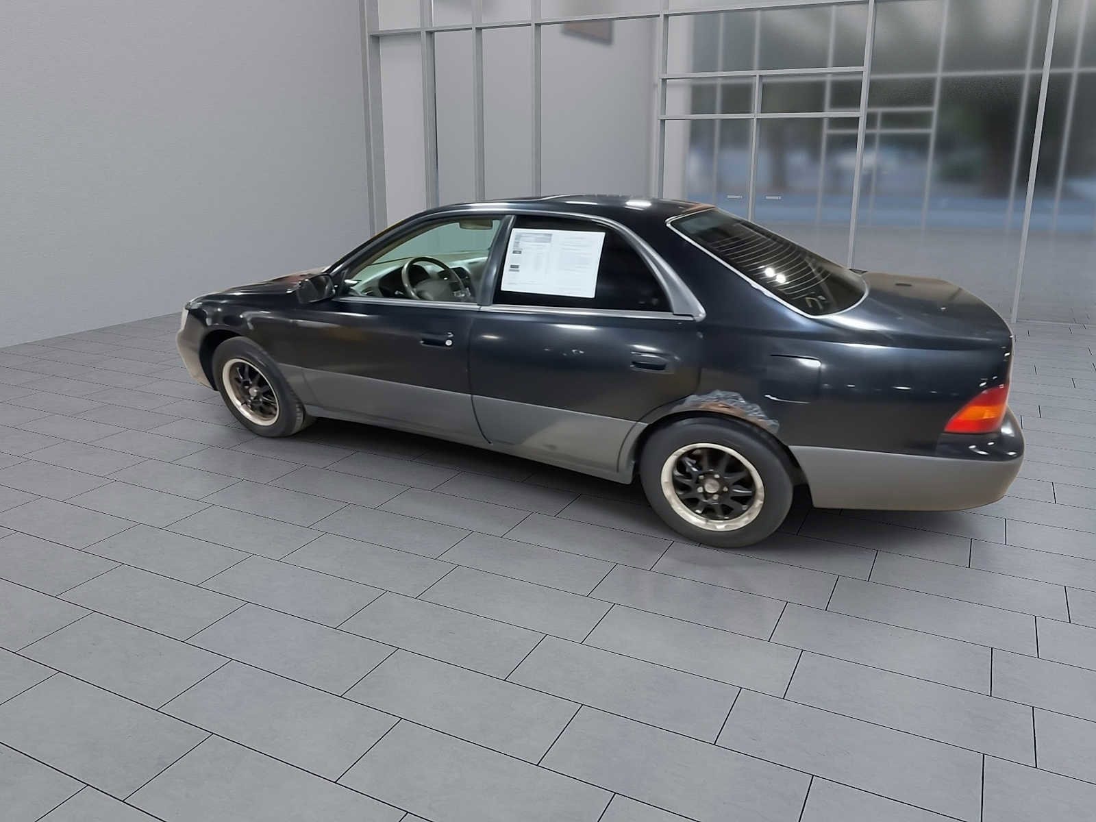 Thumbnail: 1998 Lexus ES - 6