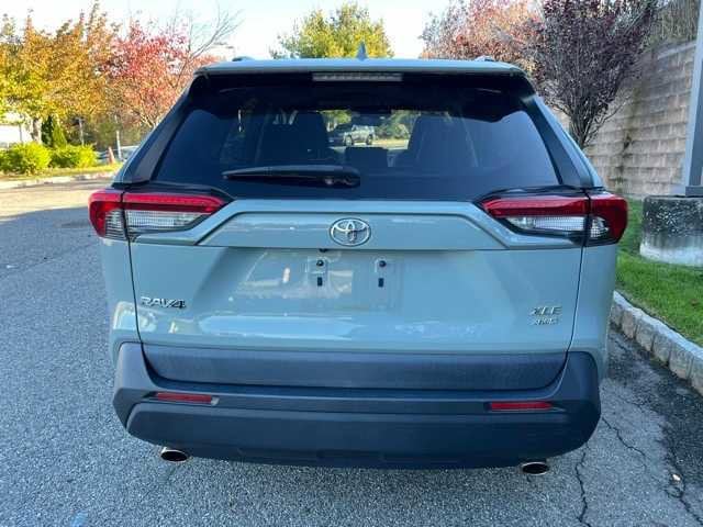 Thumbnail: 2019 Toyota RAV4 - 5