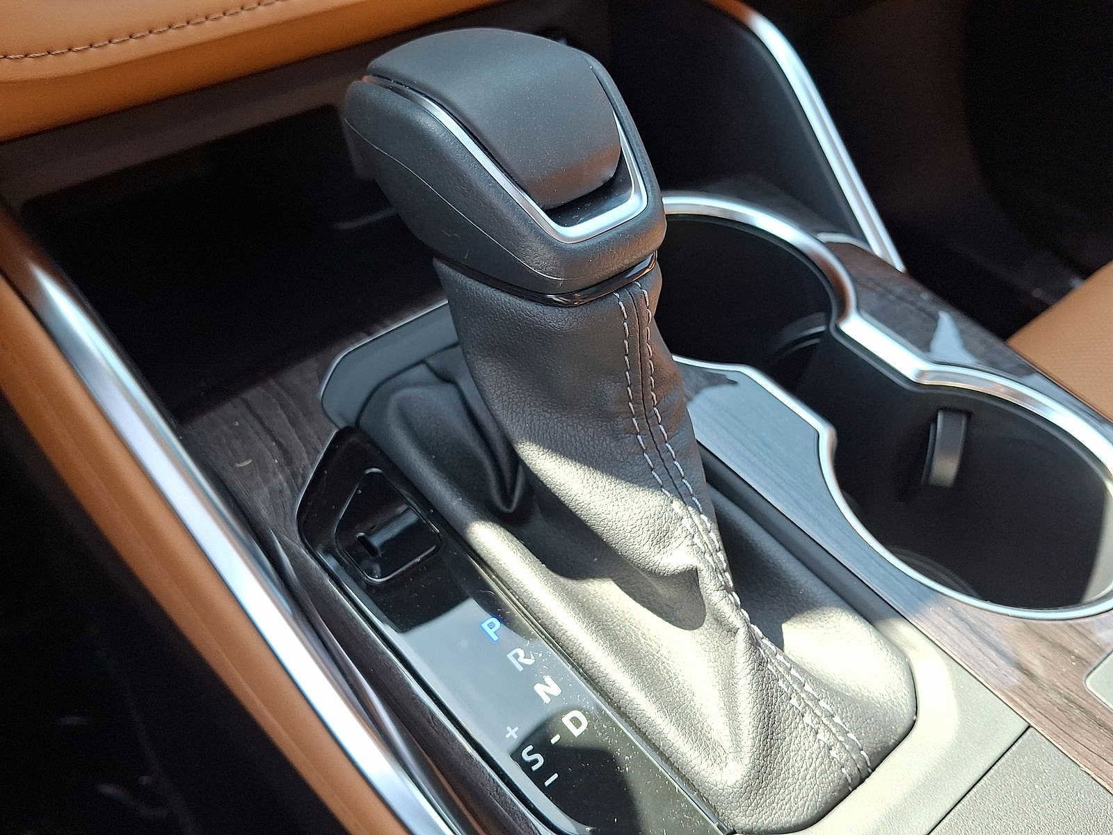 Thumbnail: 2026 Toyota Highlander - 15