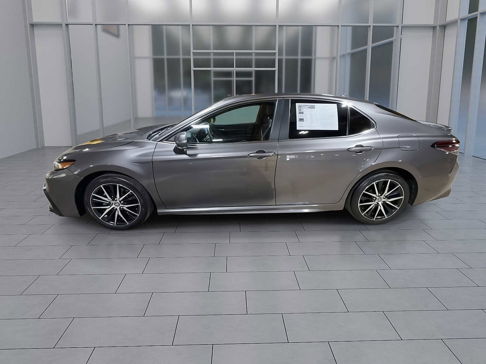 Thumbnail: 2023 Toyota Camry - 5