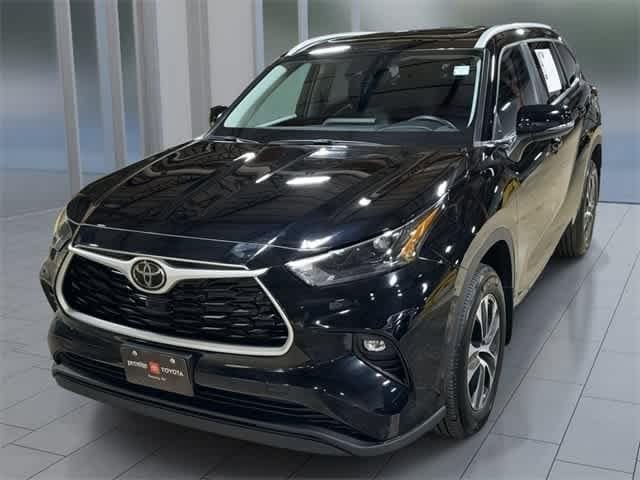 2023 Toyota Highlander L -
                  Ramsey, NJ