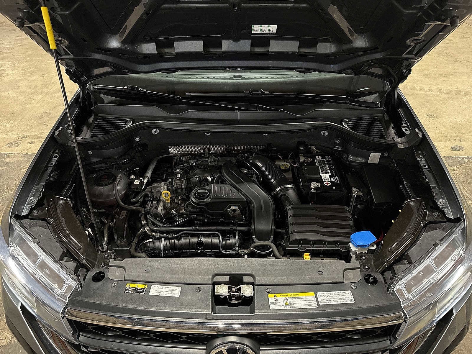 Thumbnail: 2022 Volkswagen Taos - 12